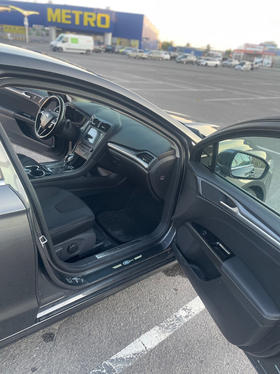 Ford Mondeo - фото 14