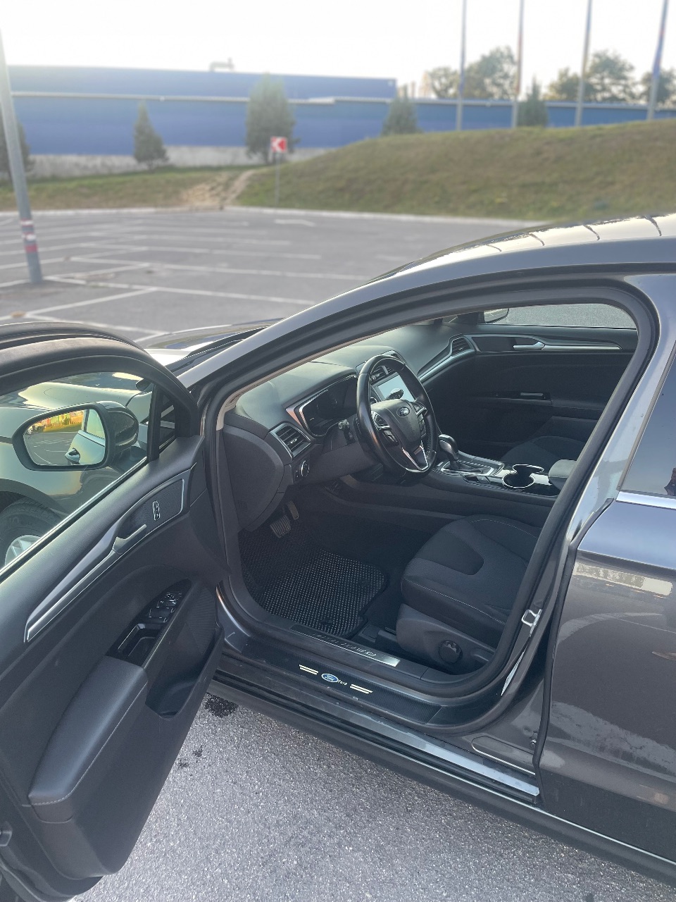 Ford Mondeo - фото 11