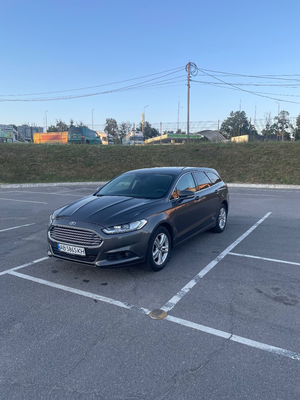 Ford Mondeo - фото 1