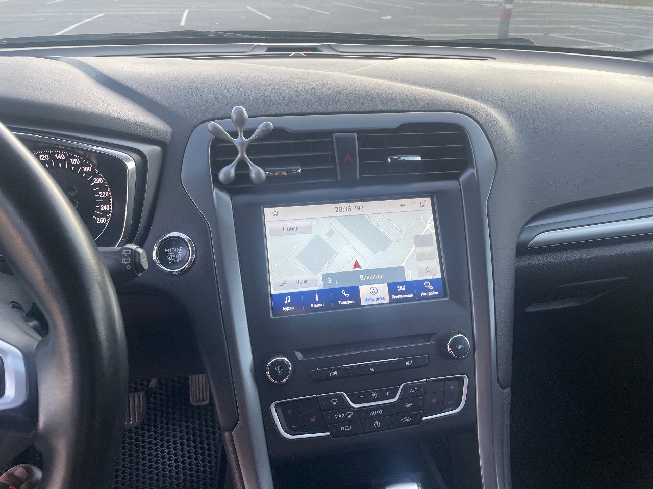 Ford Mondeo - фото 15