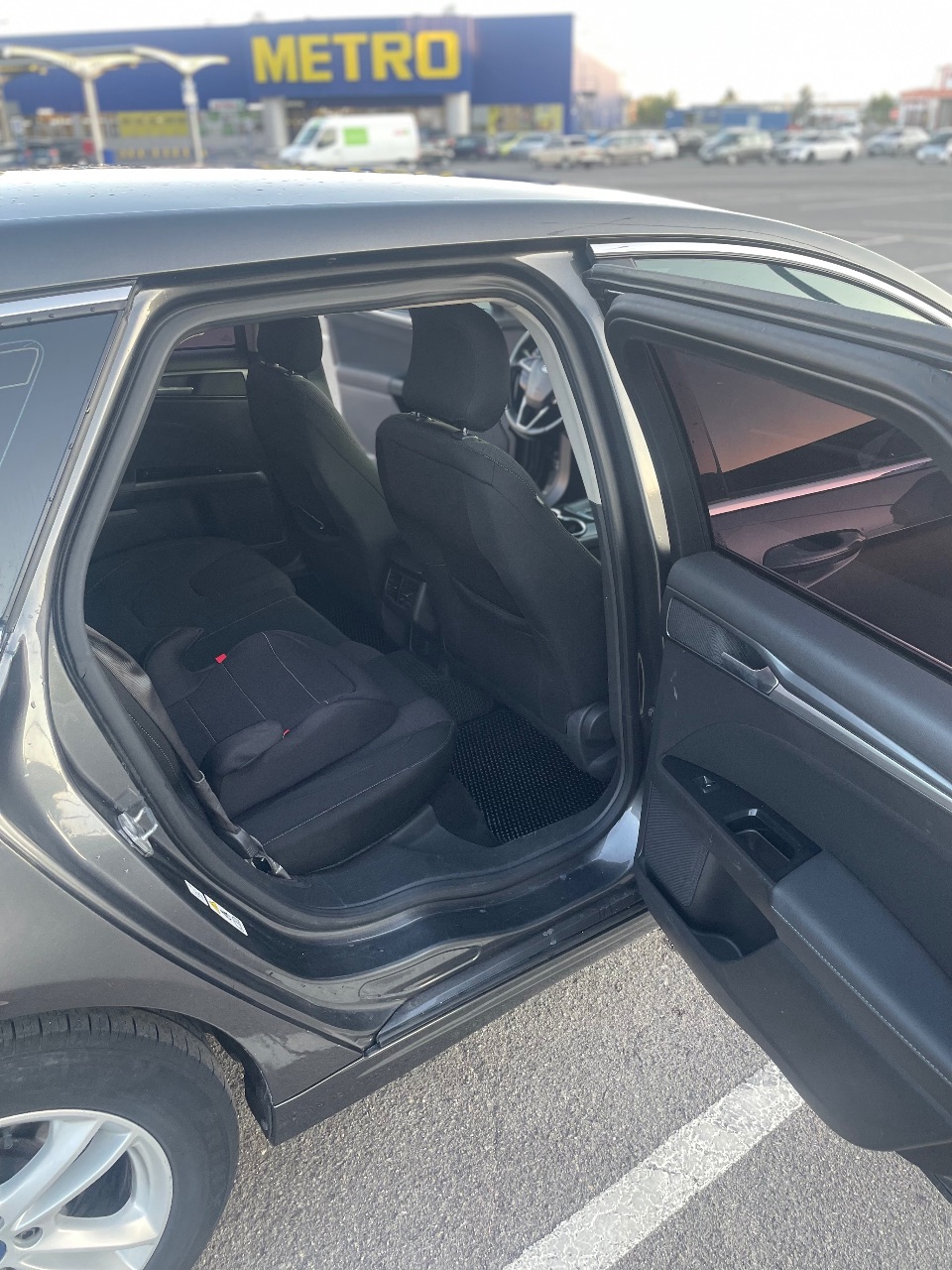 Ford Mondeo - фото 12