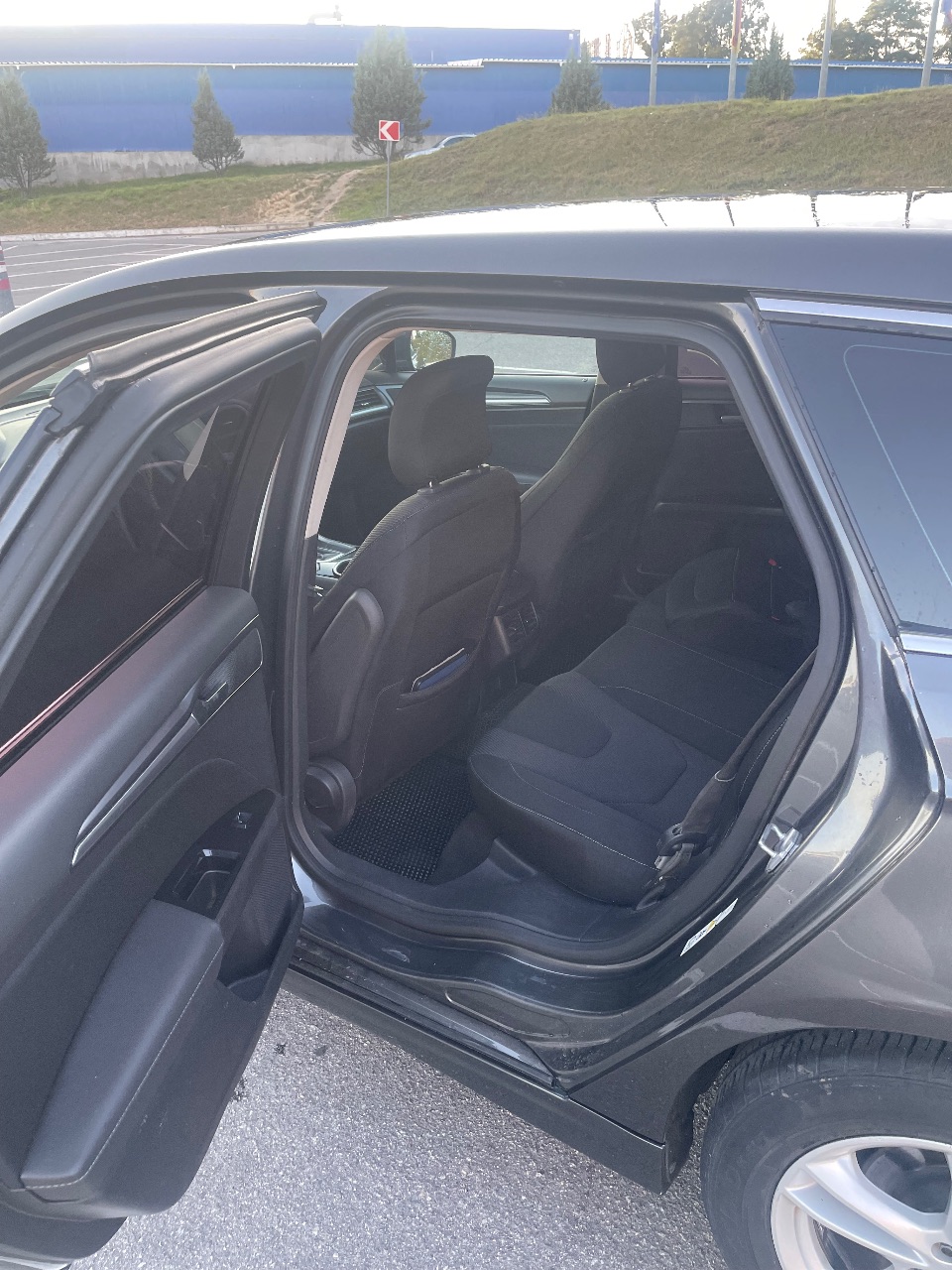 Ford Mondeo - фото 10