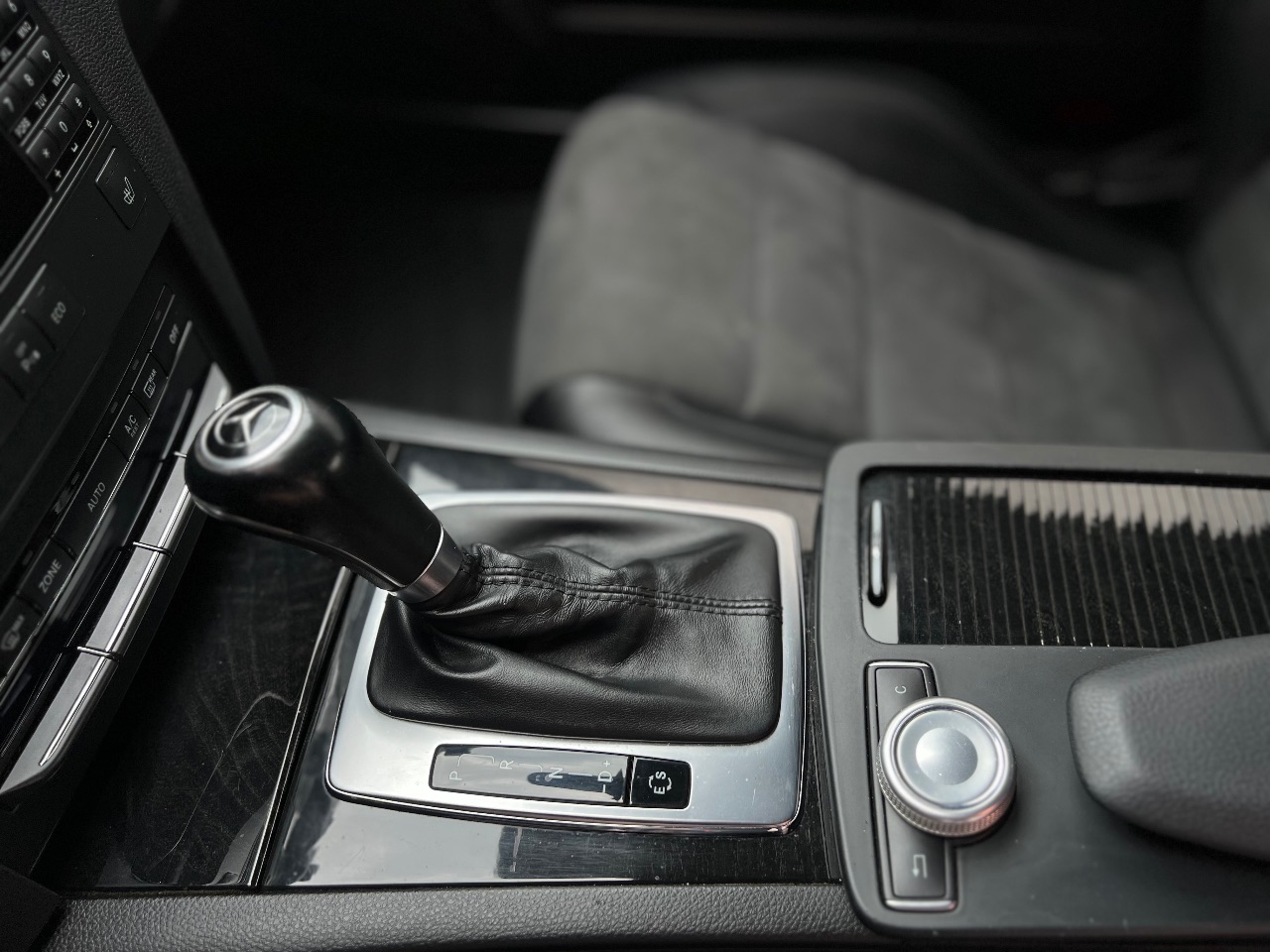 Mercedes-Benz E-Класс - фото 26