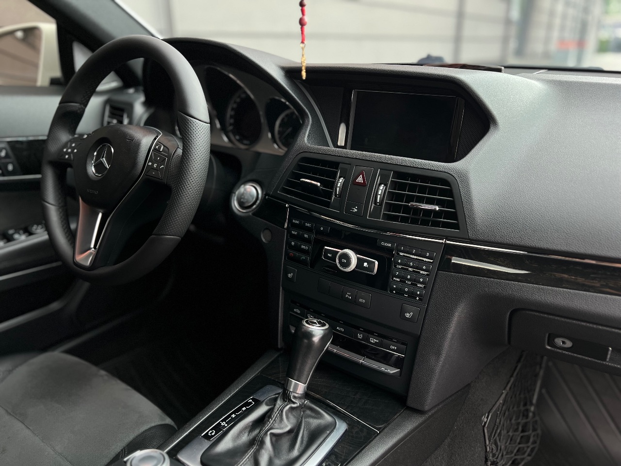 Mercedes-Benz E-Класс - фото 23