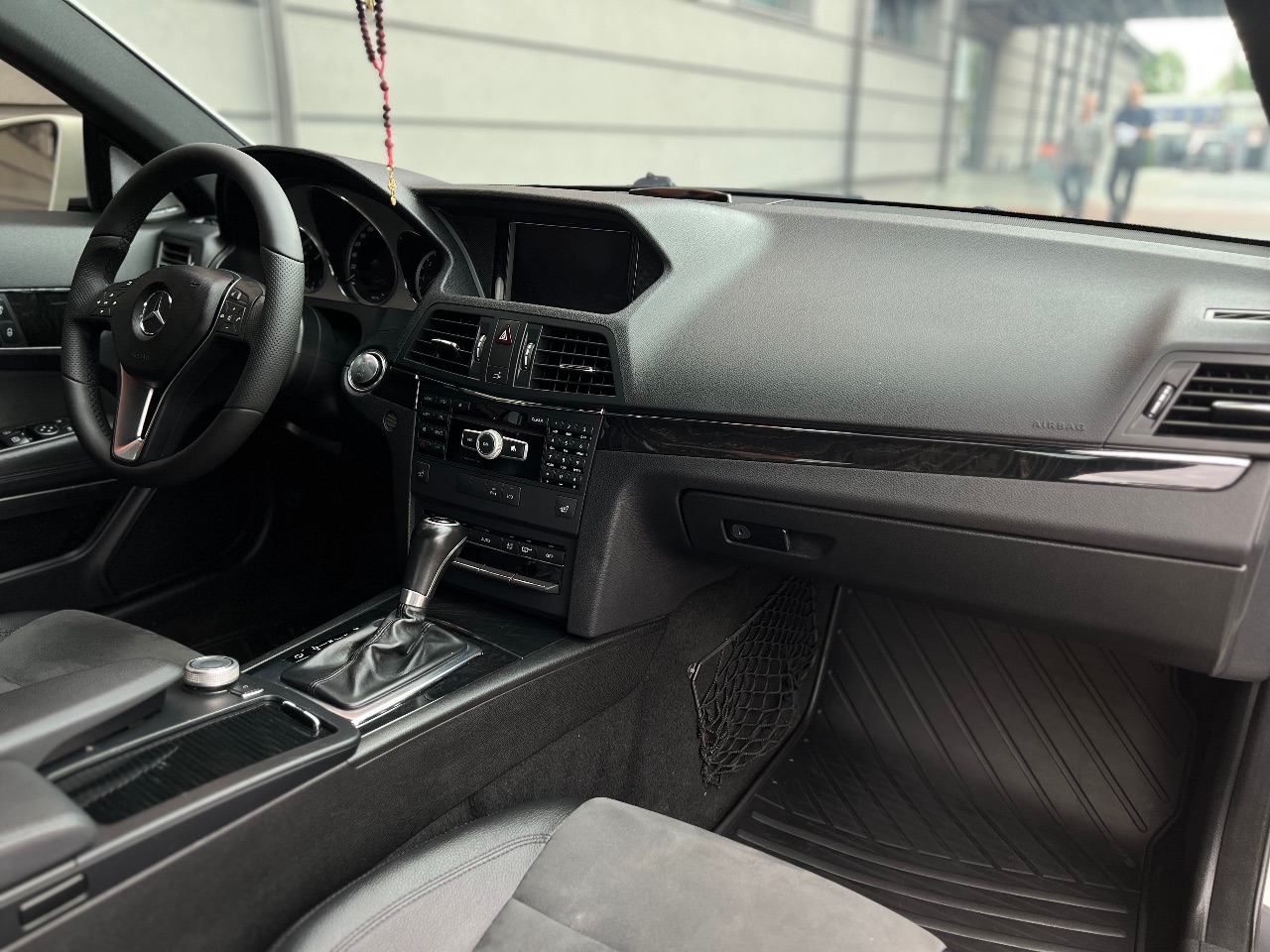 Mercedes-Benz E-Класс - фото 22