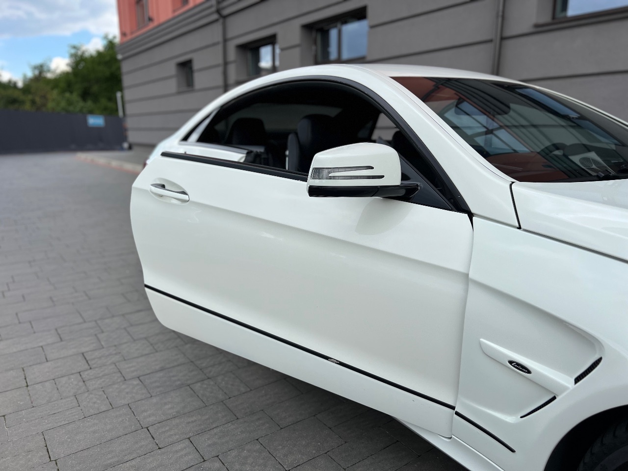 Mercedes-Benz E-Класс - фото 33