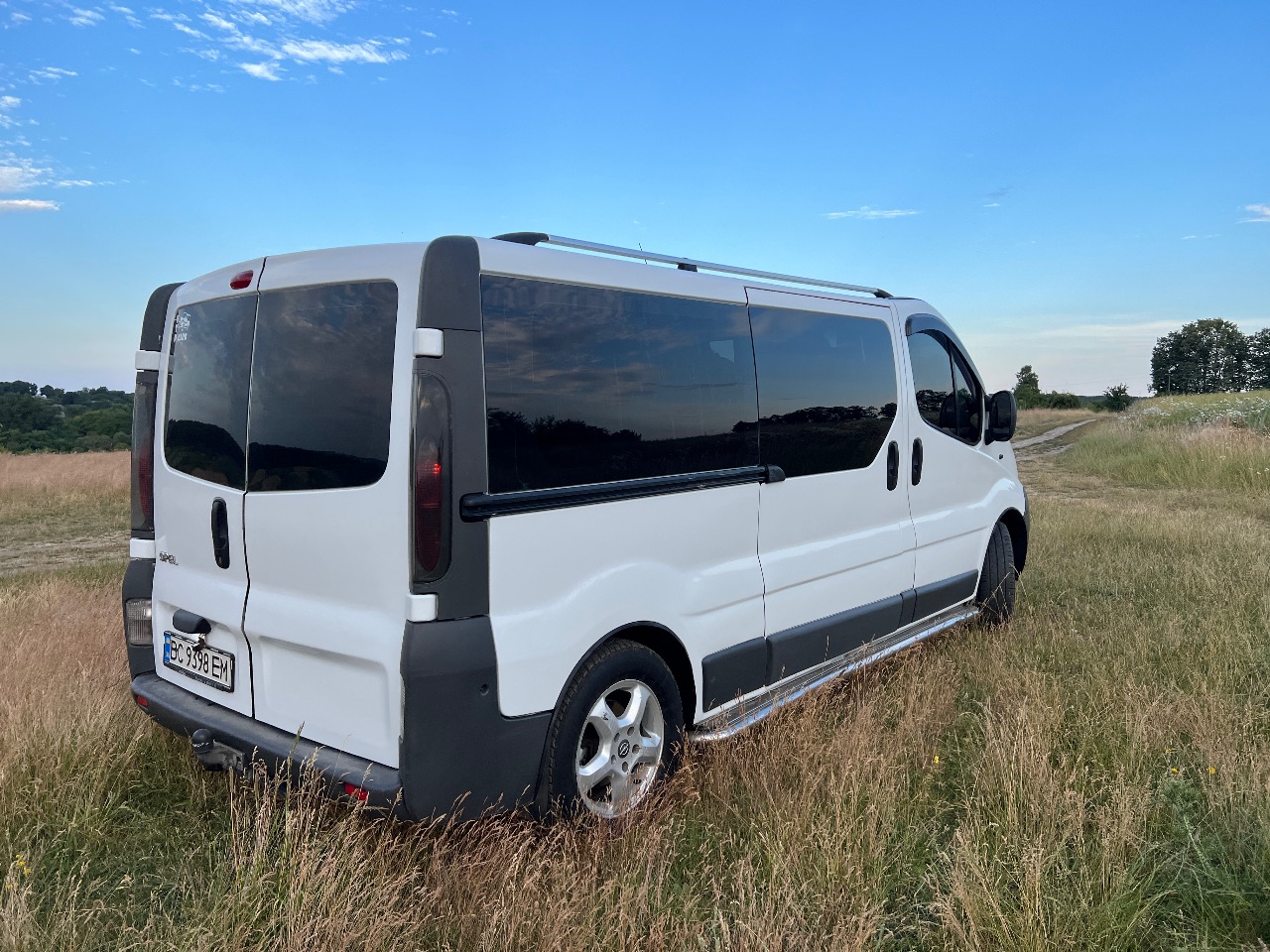 Opel Vivaro - фото 29