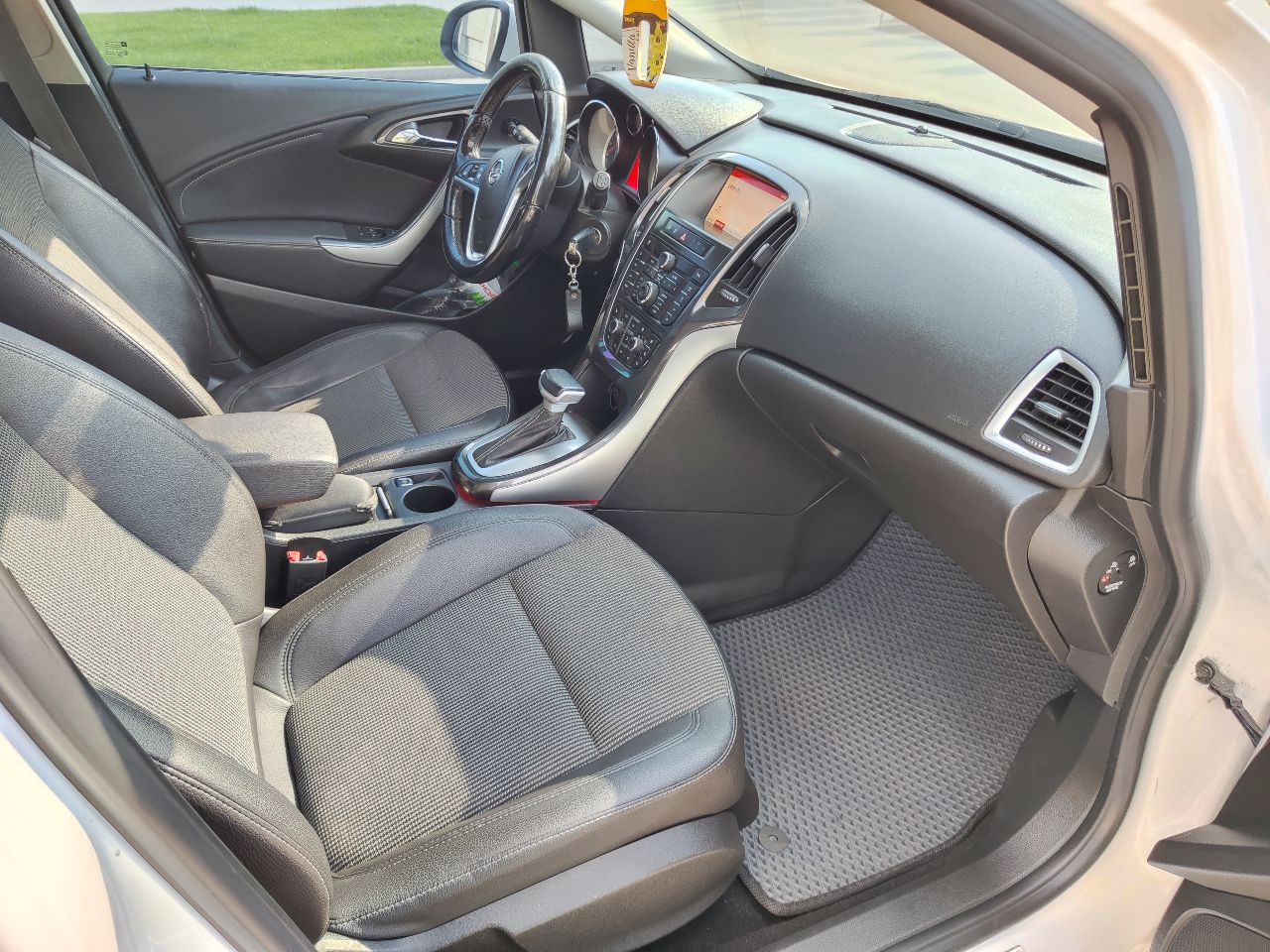 Opel Astra - фото 17