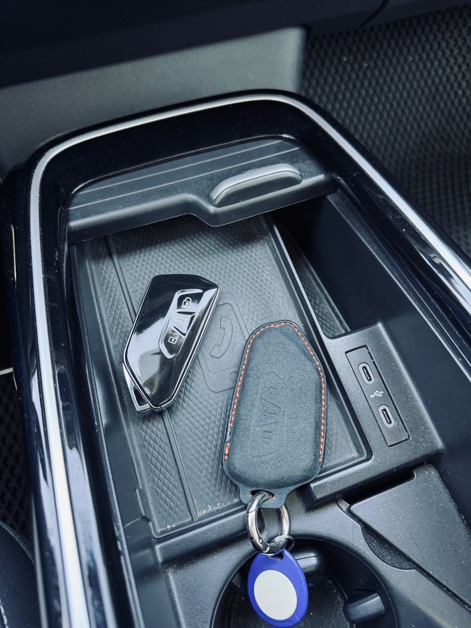 Volkswagen ID.6 - фото 18