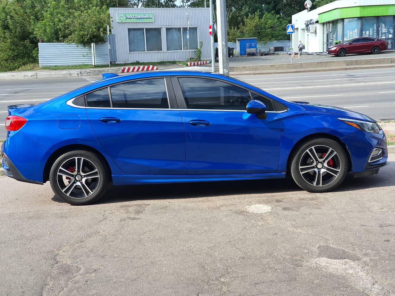 Chevrolet Cruze - фото 3