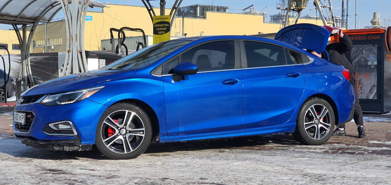 Chevrolet Cruze - фото 7