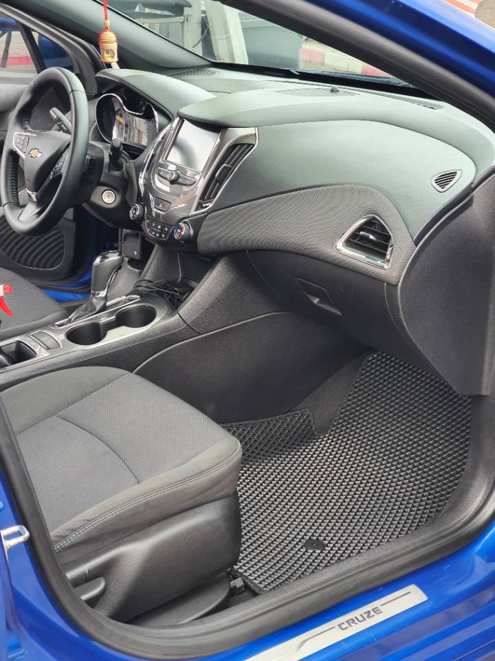 Chevrolet Cruze - фото 15