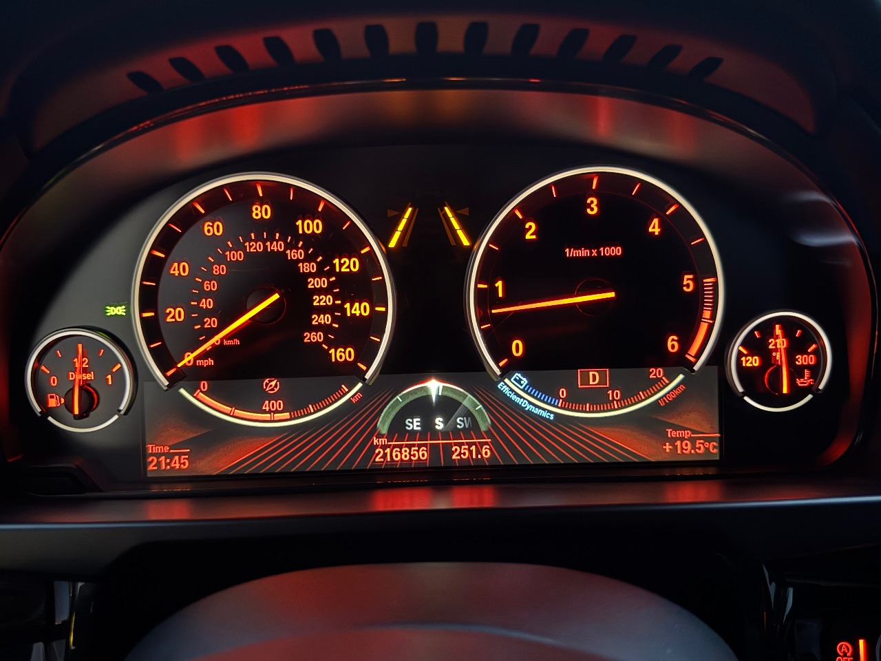 BMW X5 - фото 19