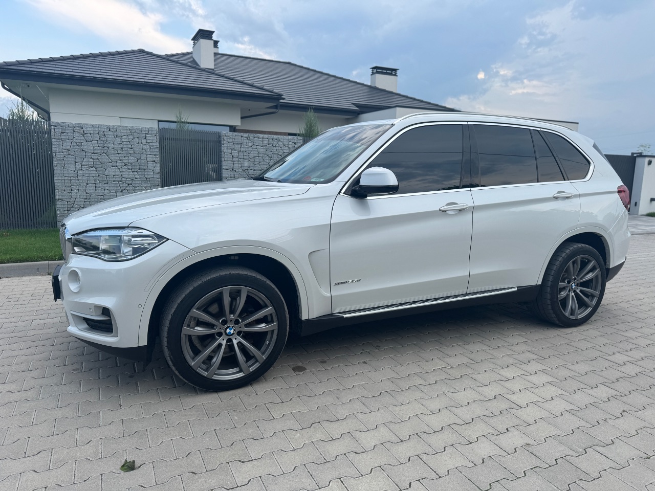 BMW X5 - фото 2