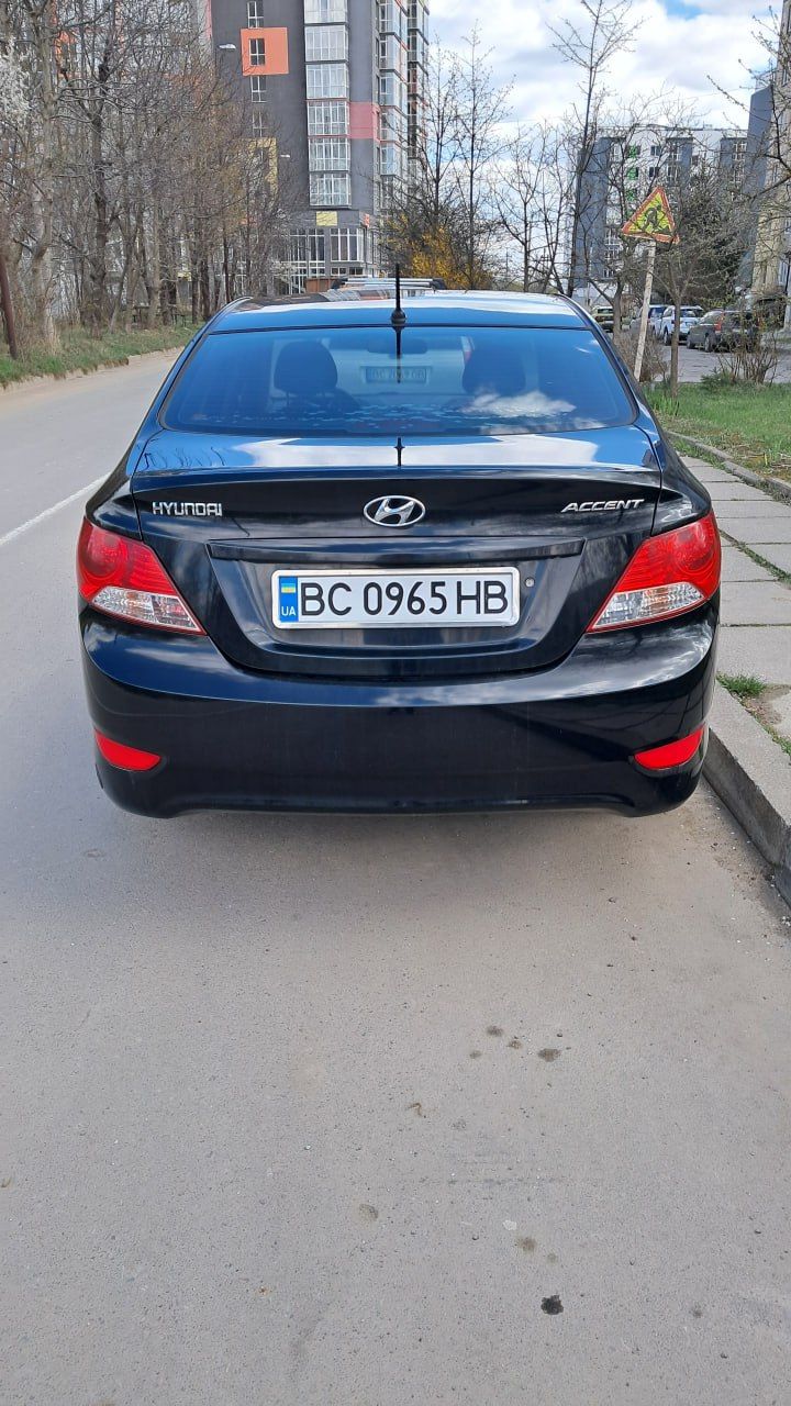 Hyundai Accent - фото 2