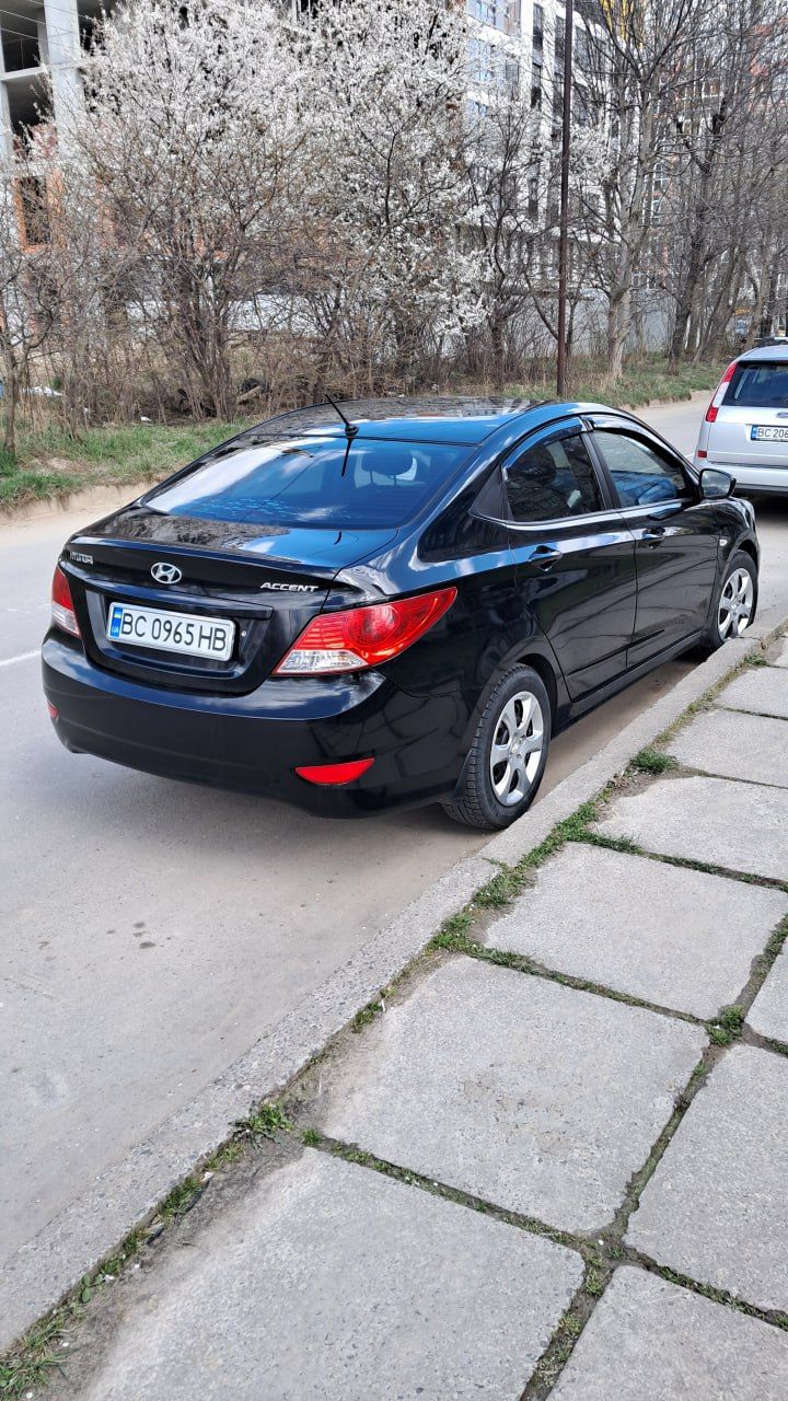 Hyundai Accent - фото 5