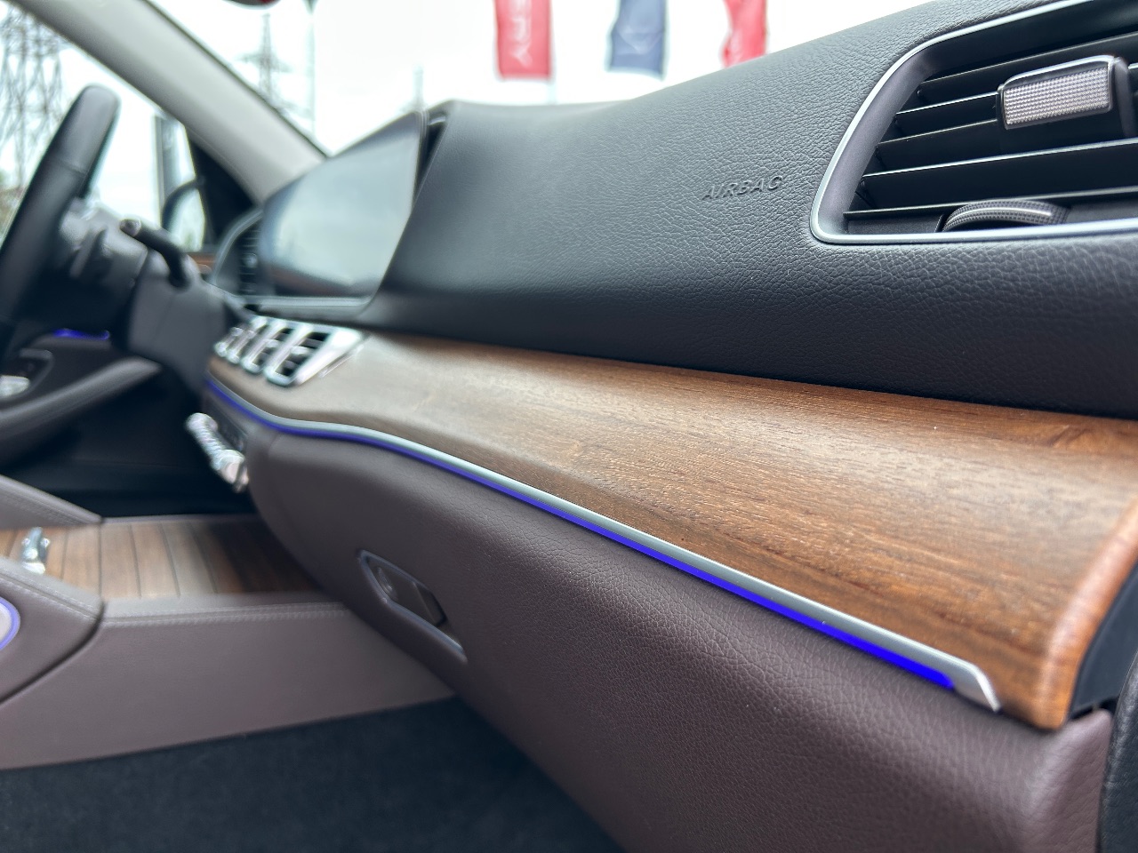 Mercedes-Benz GLE - фото 24