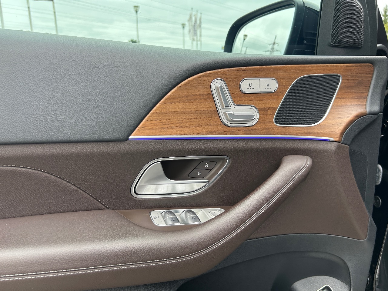 Mercedes-Benz GLE - фото 28