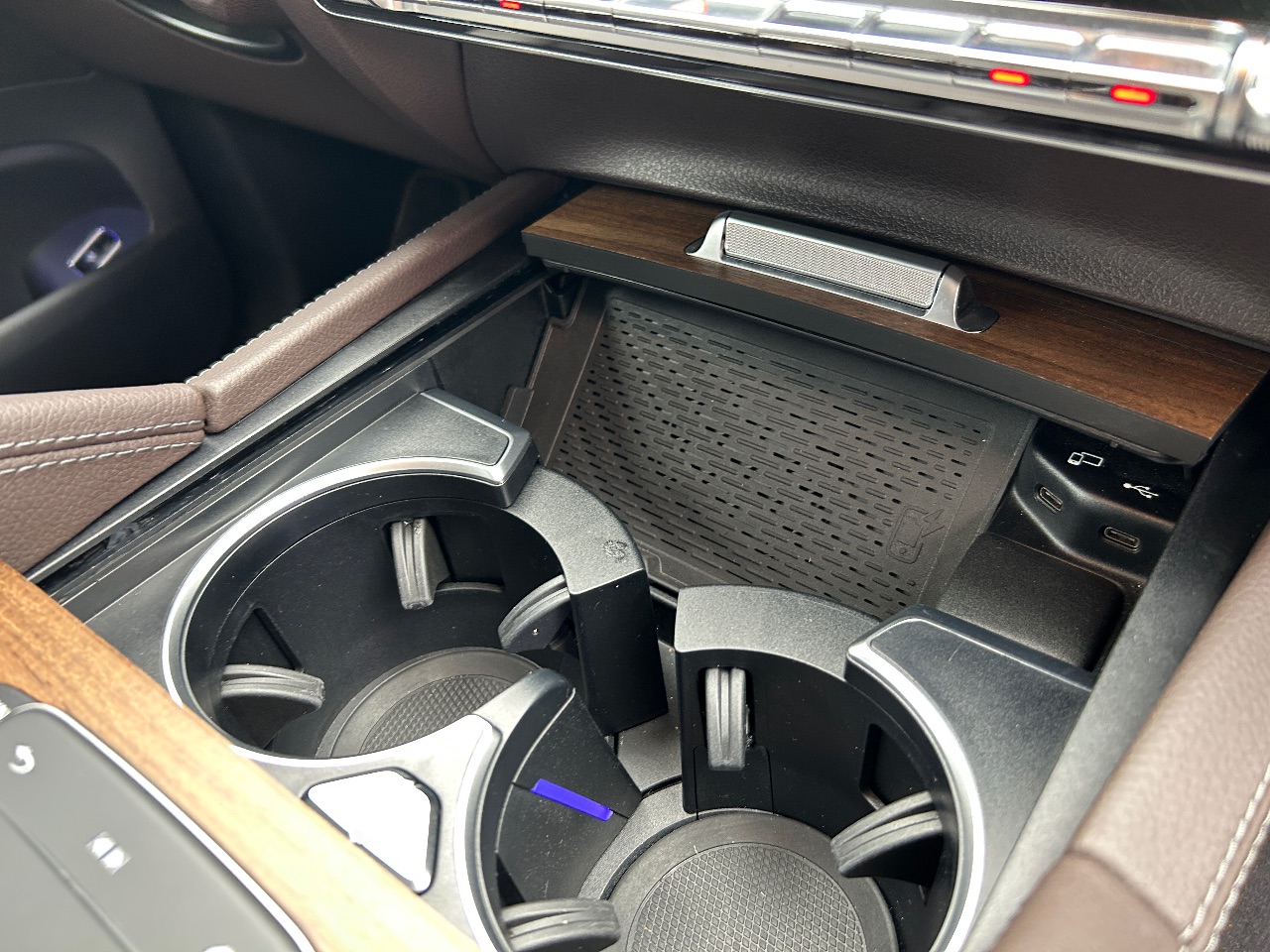 Mercedes-Benz GLE - фото 26