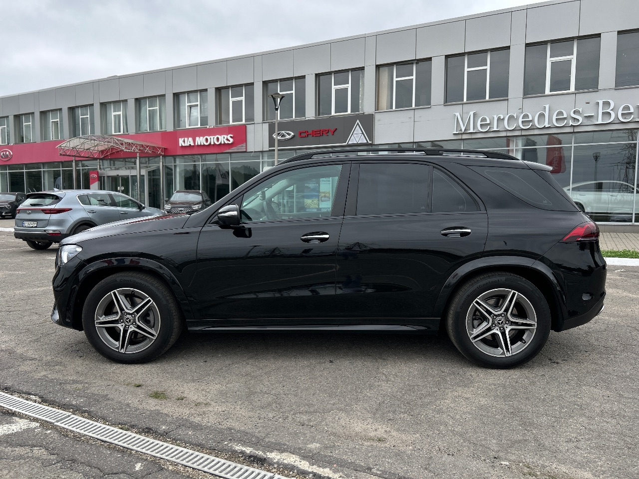 Mercedes-Benz GLE - фото 8