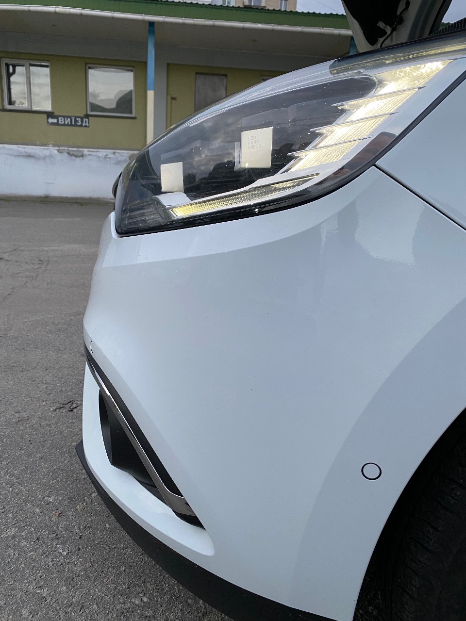 Renault Scenic - фото 15