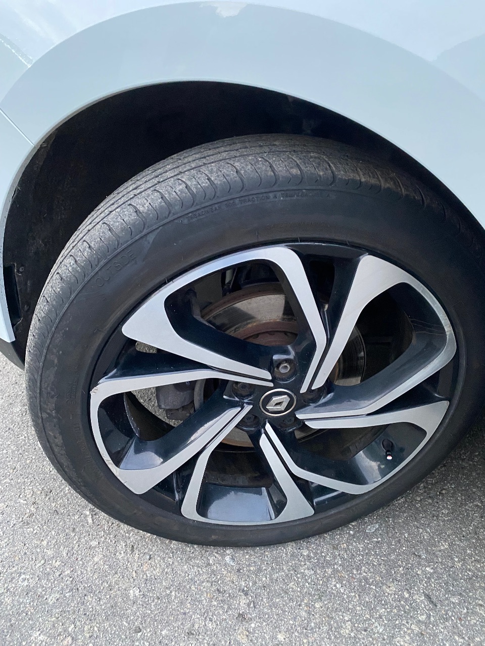 Renault Scenic - фото 18