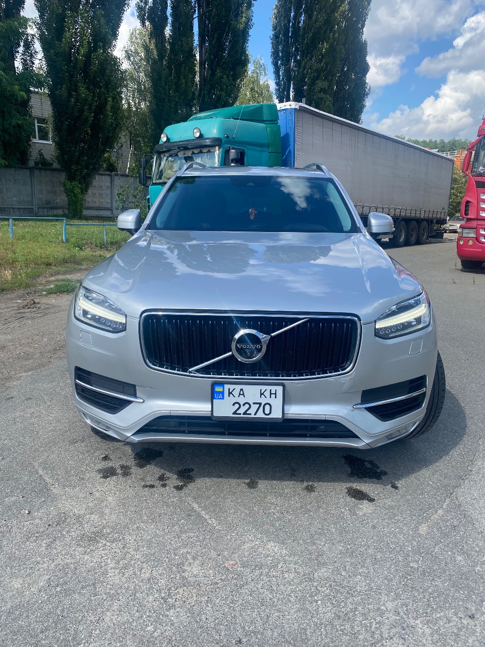 Volvo XC90 - фото 1