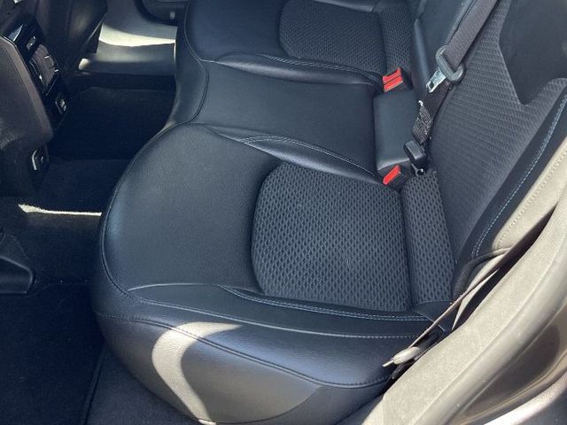 Jeep Compass - фото 3