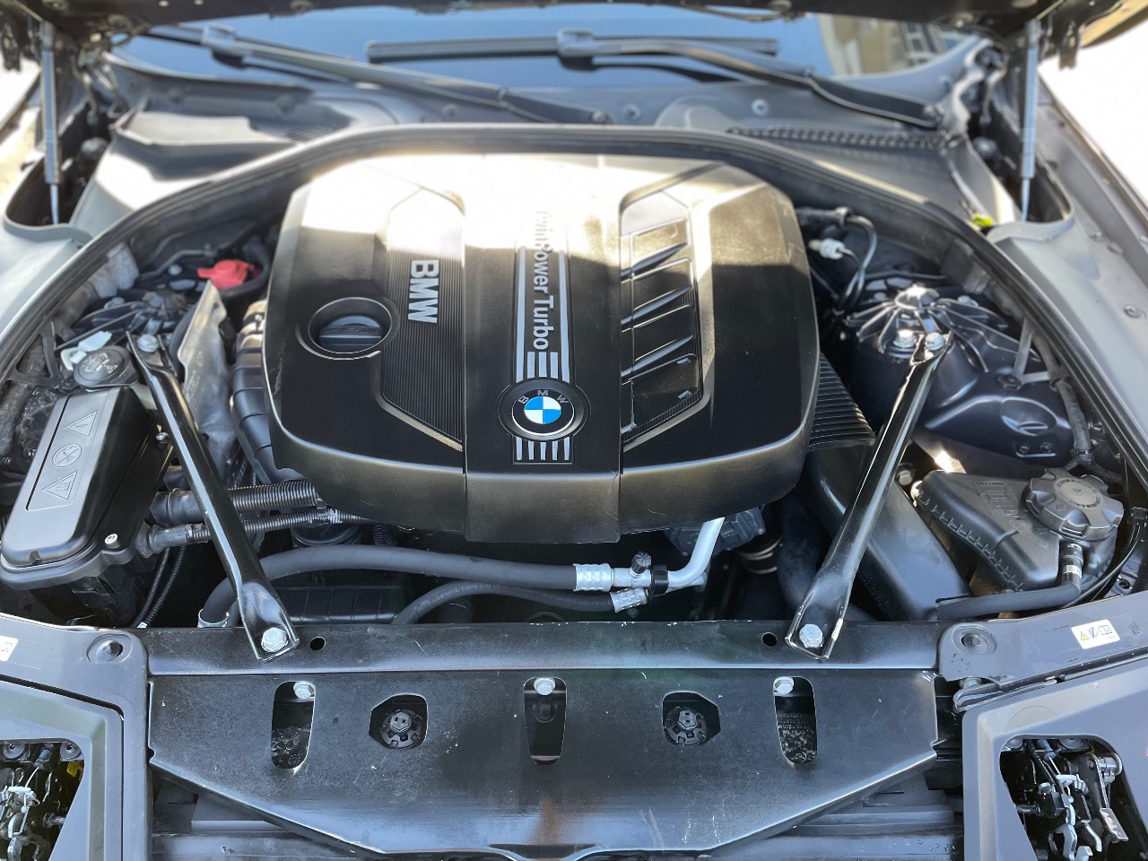 BMW 5 серії - фото 9