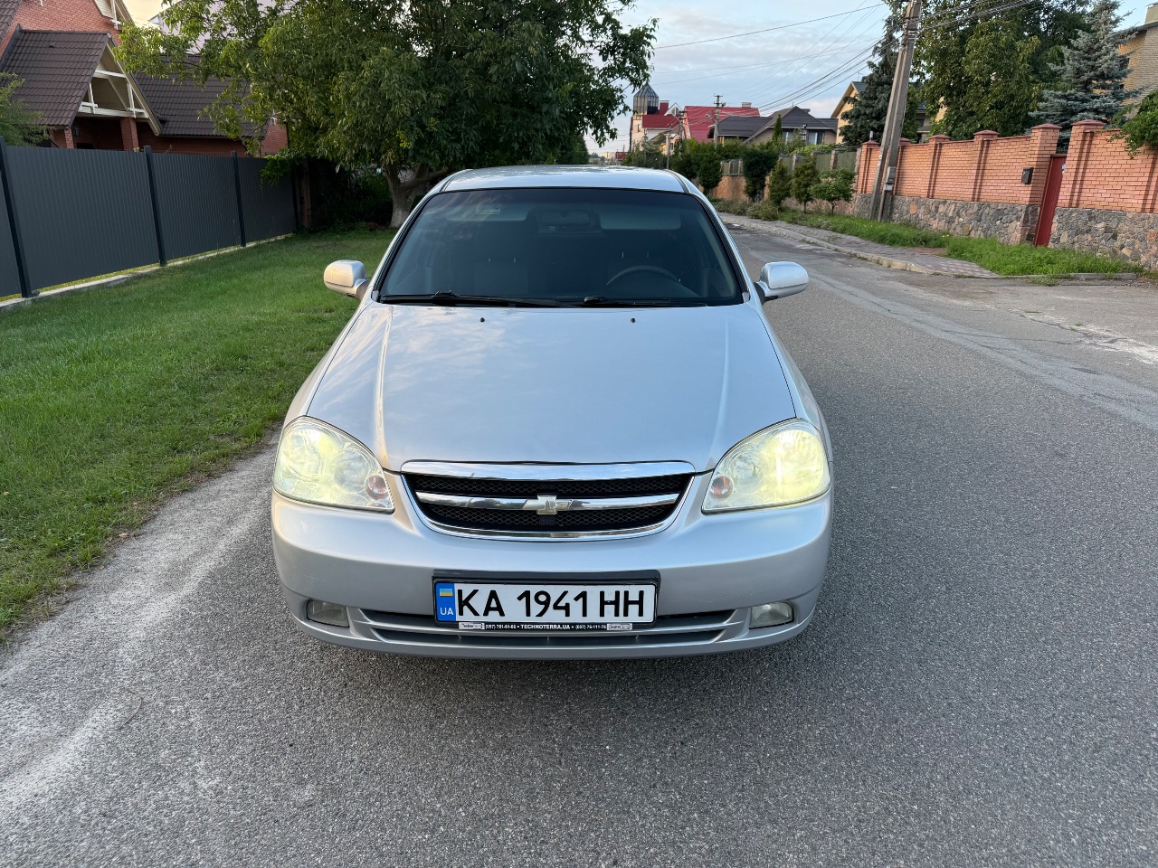 Chevrolet Lacetti - фото 1