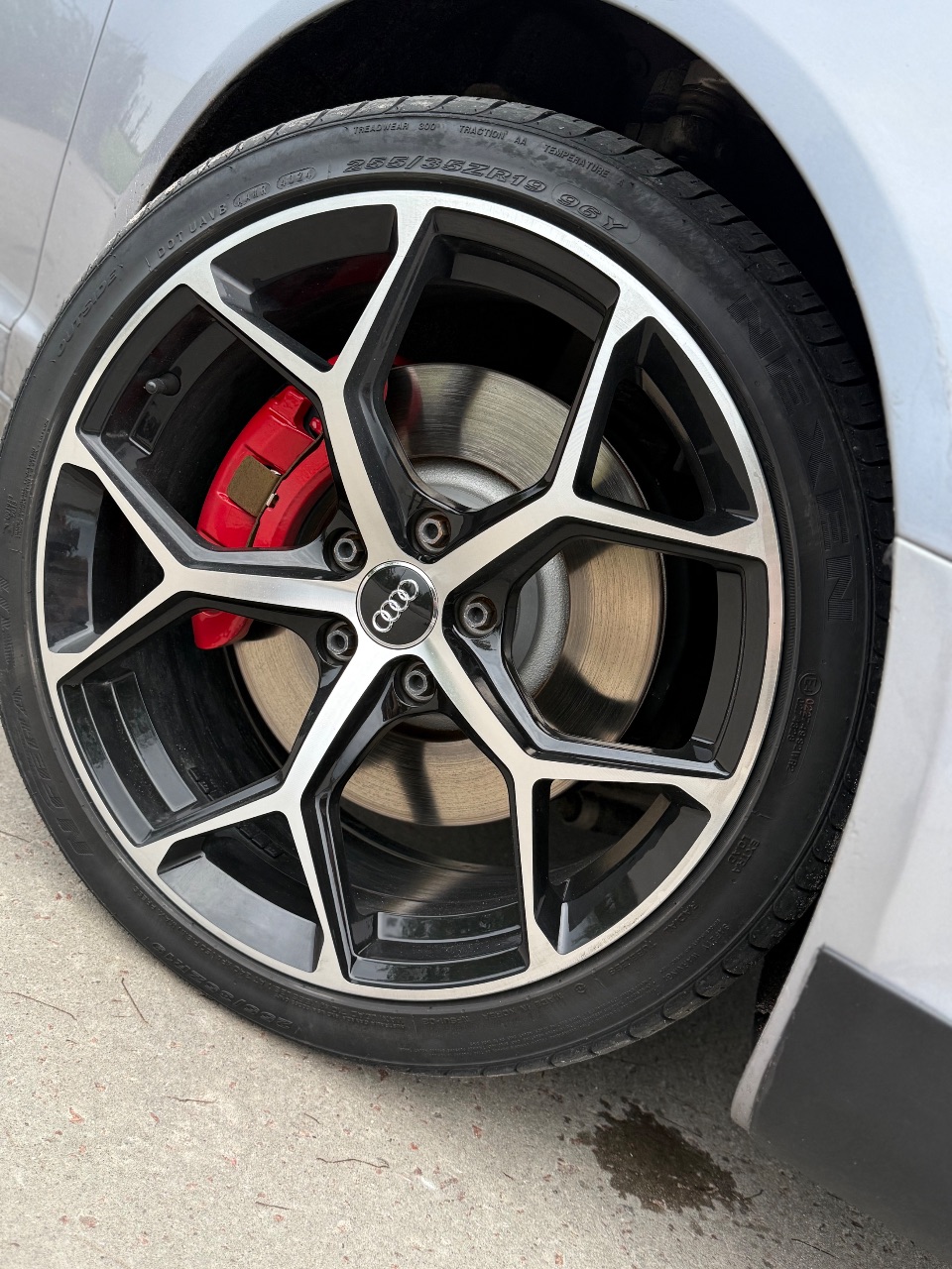 Audi A6 - фото 3