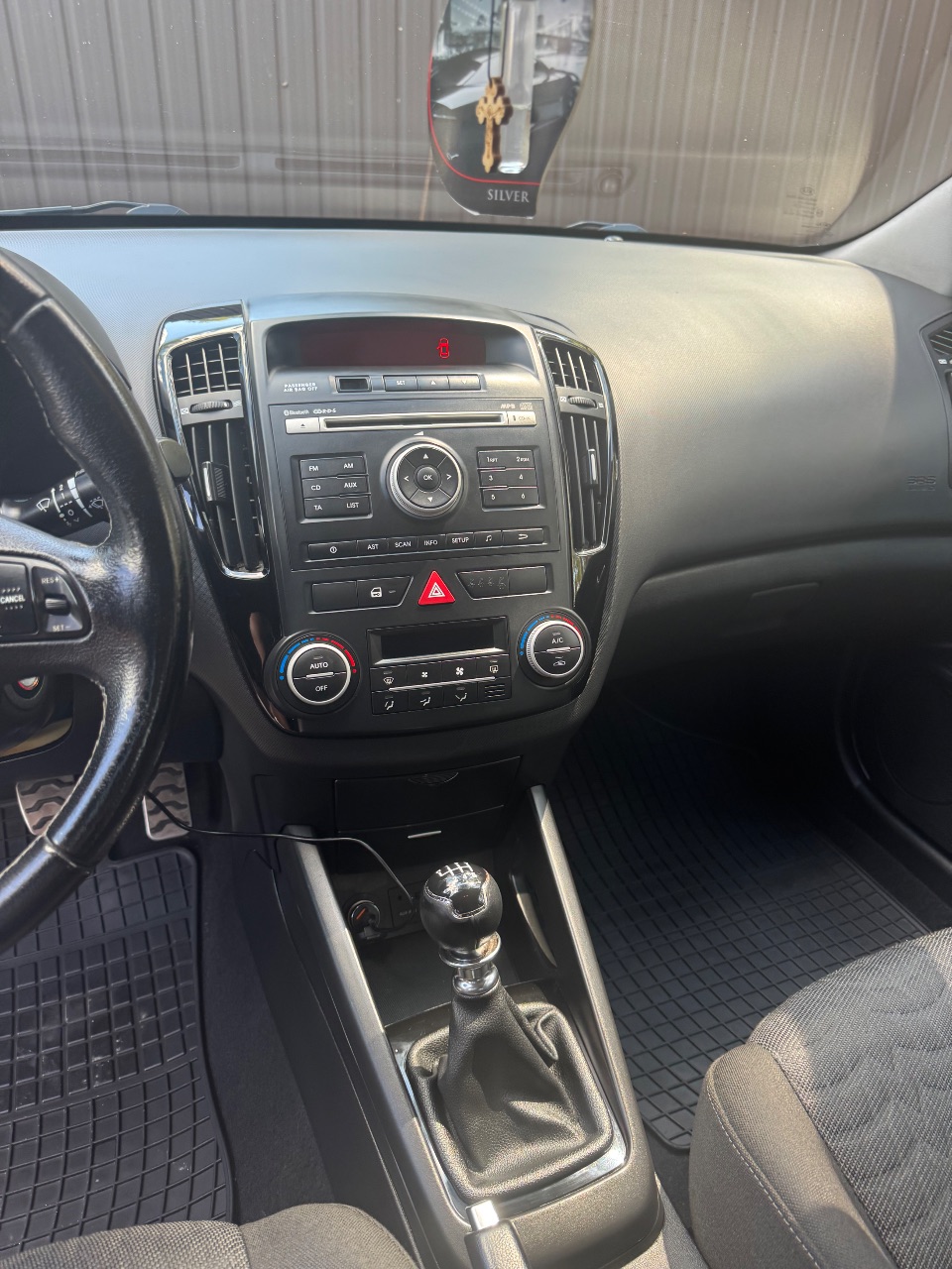 Kia Ceed - фото 16