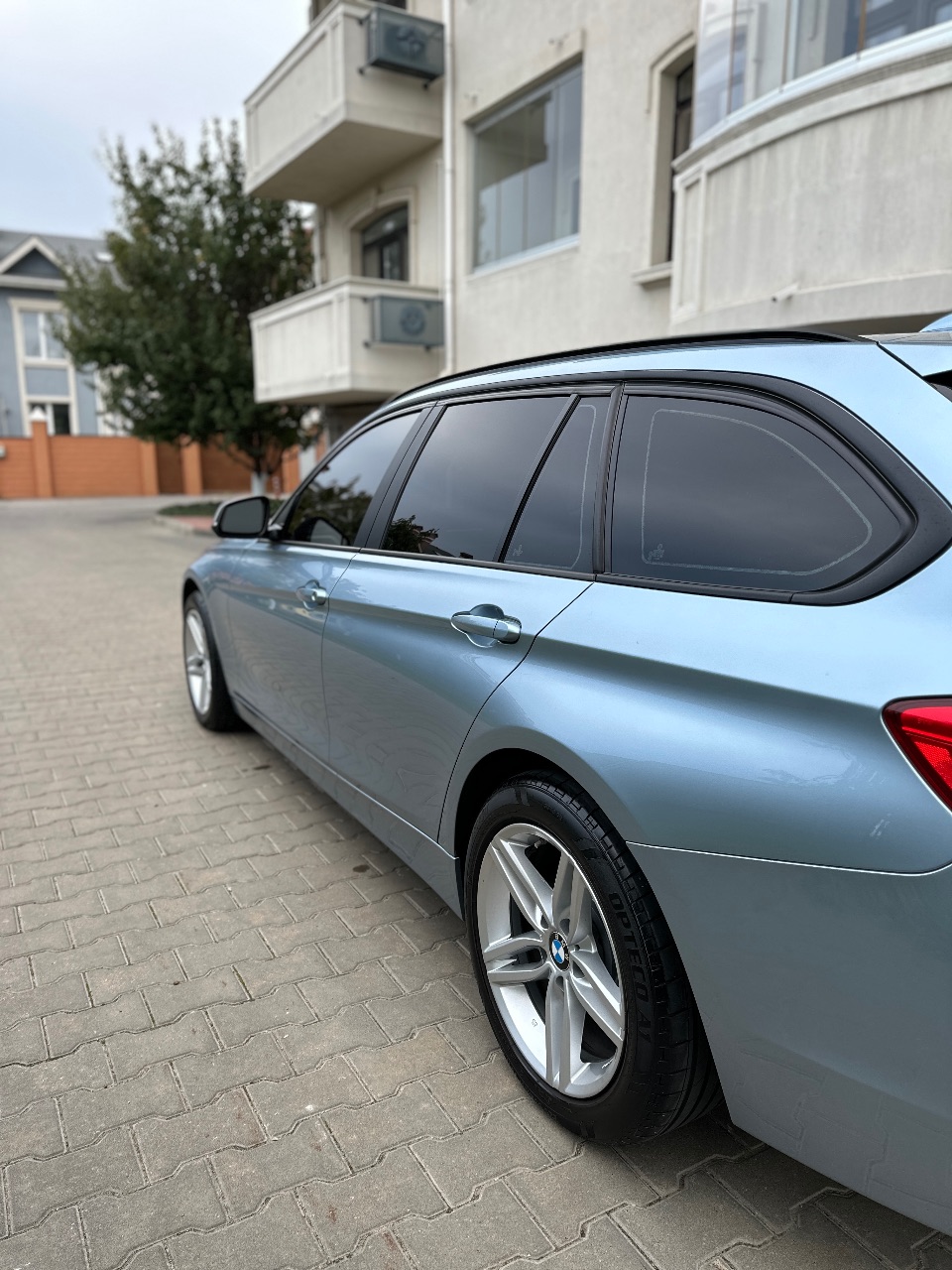 BMW 3 серії - фото 8