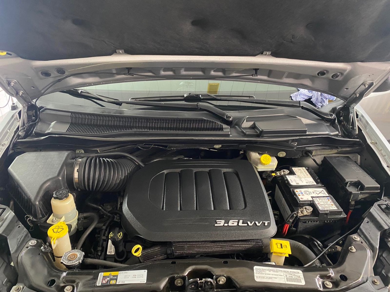 Dodge Caravan - фото 10