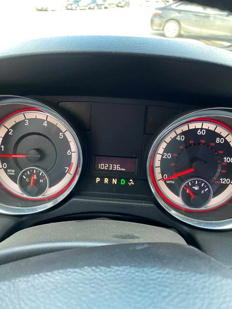 Dodge Caravan - фото 8