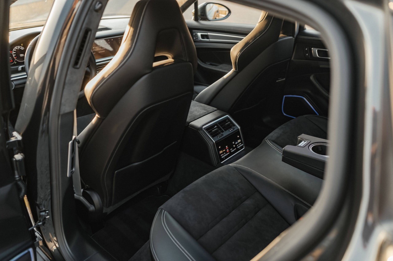 Porsche Panamera - фото 19