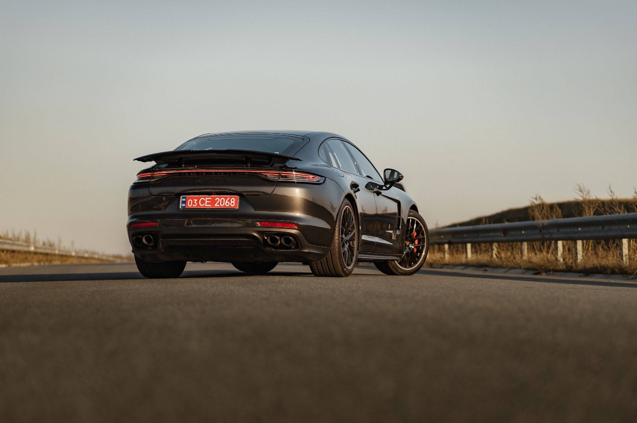 Porsche Panamera - фото 14