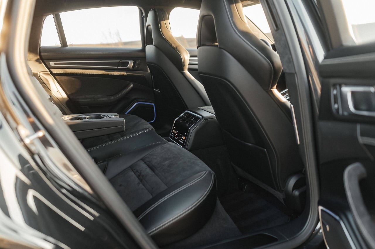 Porsche Panamera - фото 27