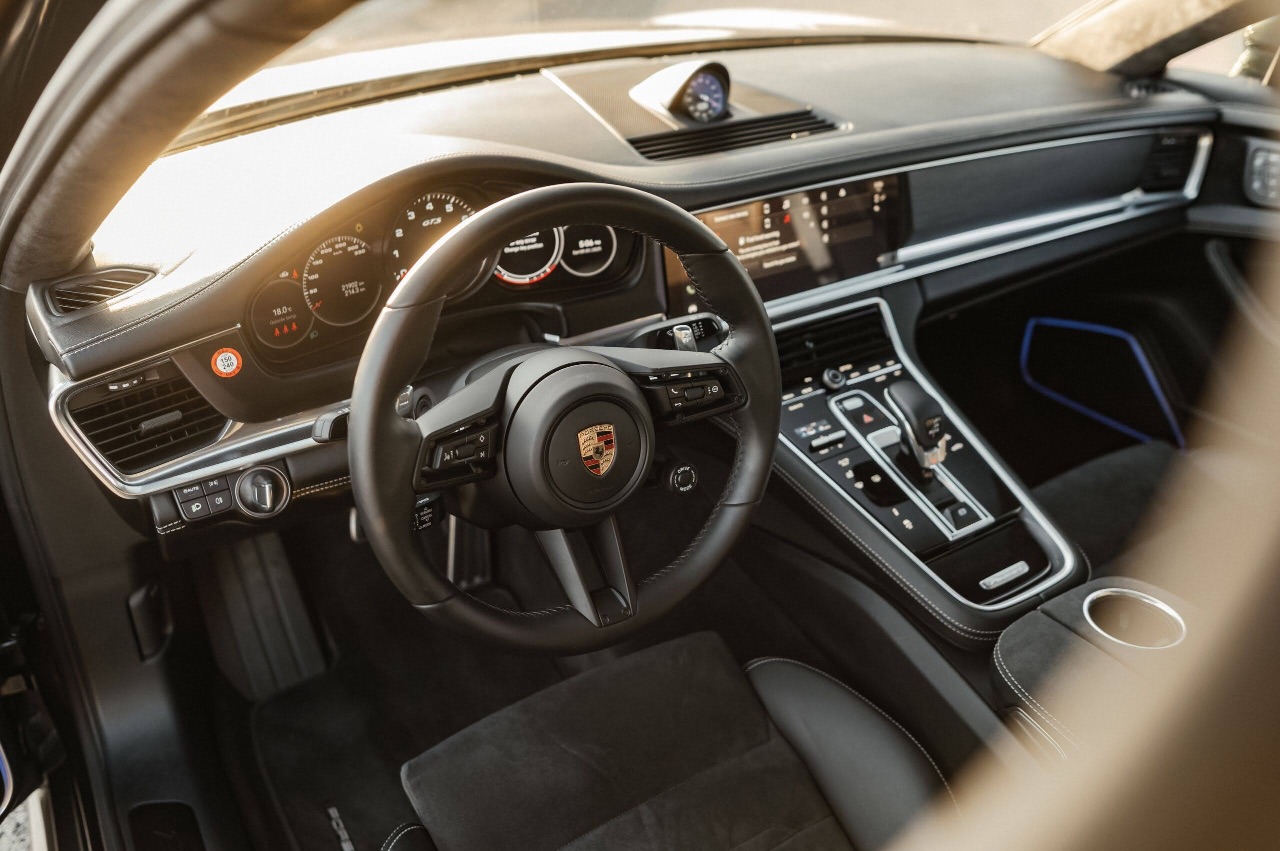 Porsche Panamera - фото 11