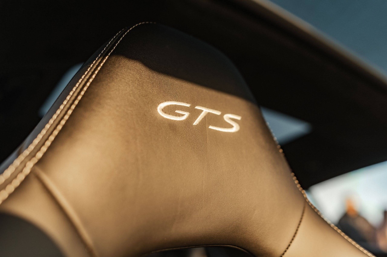 Porsche Panamera - фото 8