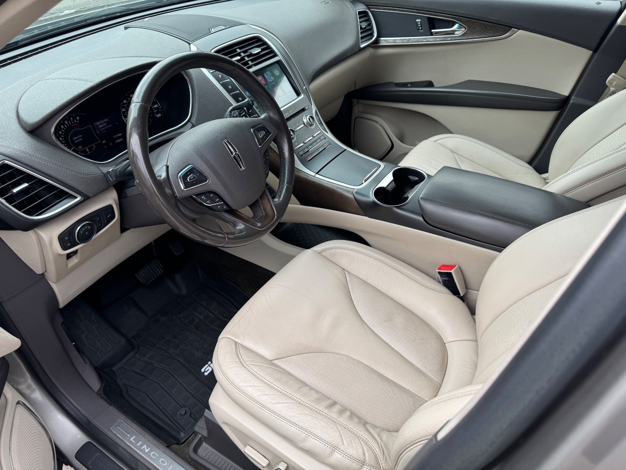 Lincoln MKX - фото 15