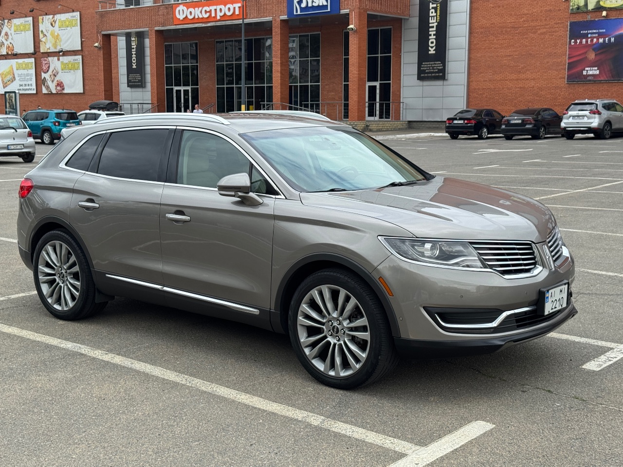 Lincoln MKX - фото 3