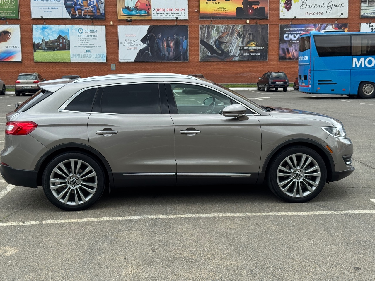 Lincoln MKX - фото 1