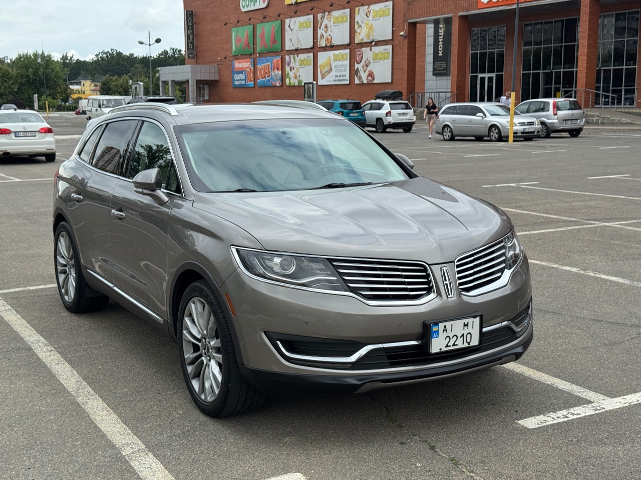 Lincoln MKX - фото 2