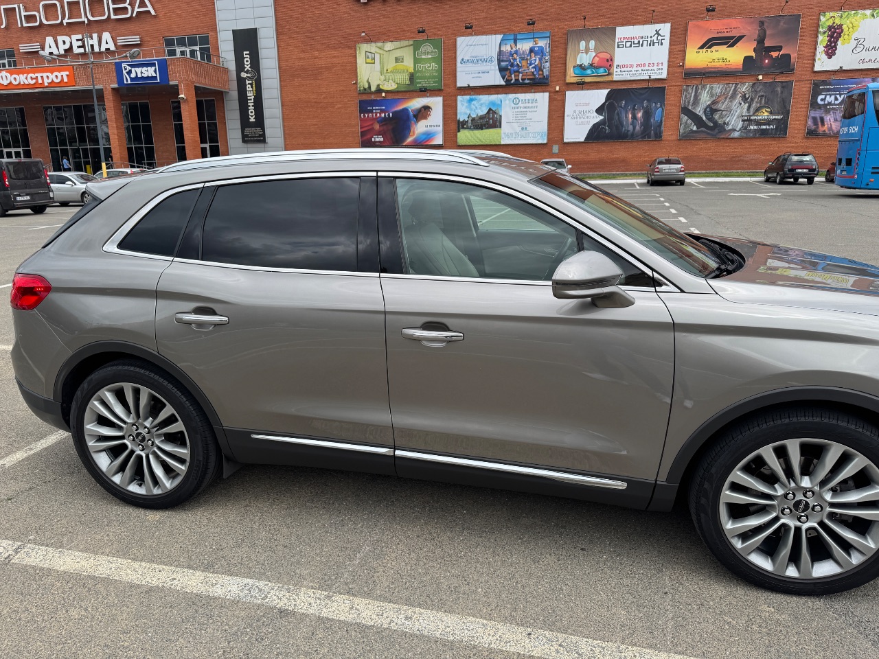 Lincoln MKX - фото 25