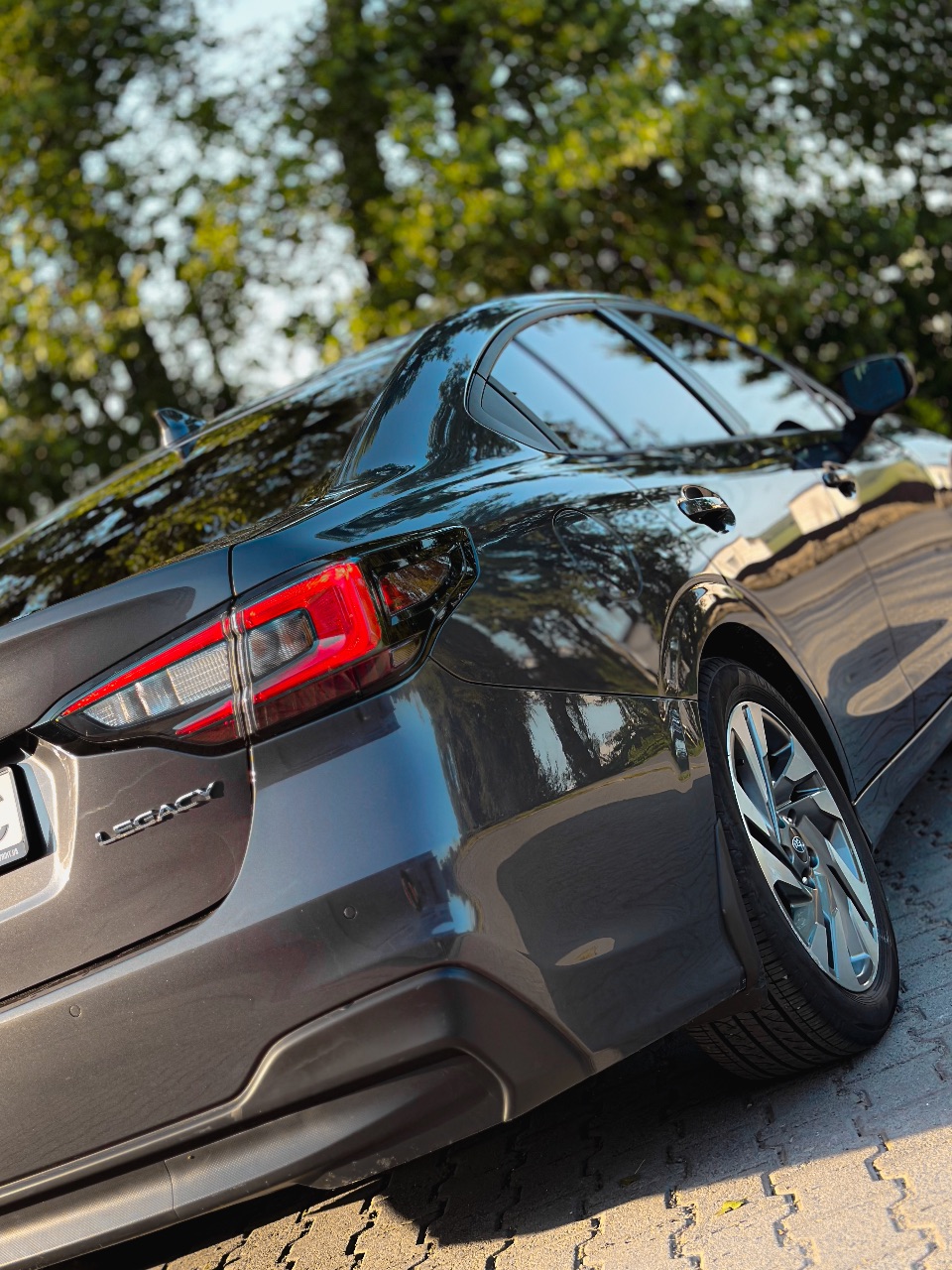 Subaru Legacy - фото 3