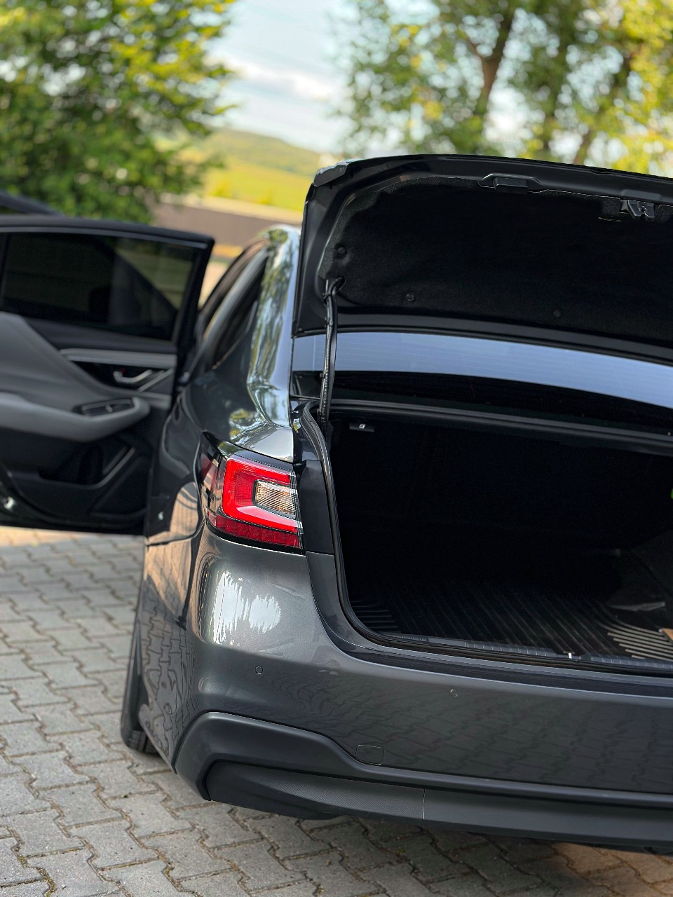 Subaru Legacy - фото 12