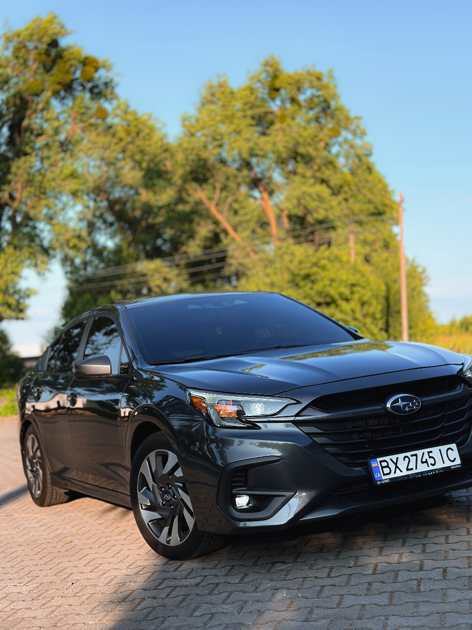 Subaru Legacy - фото 1