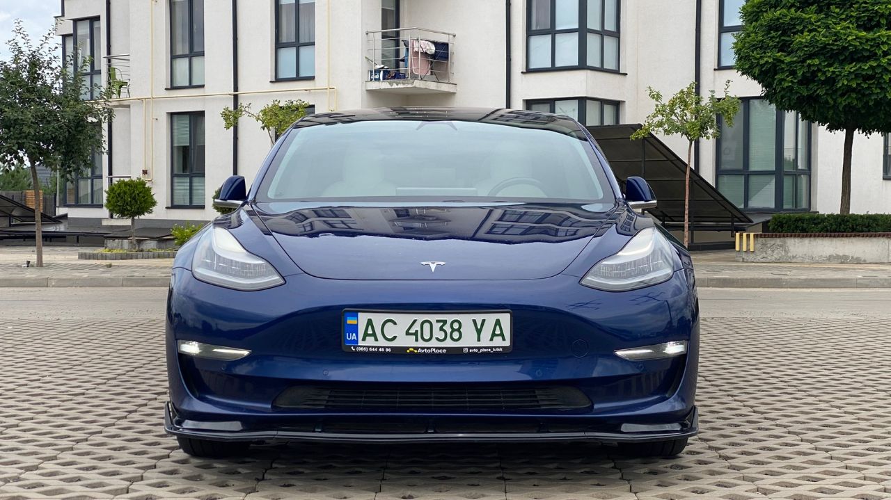 Tesla Model 3 - фото 20