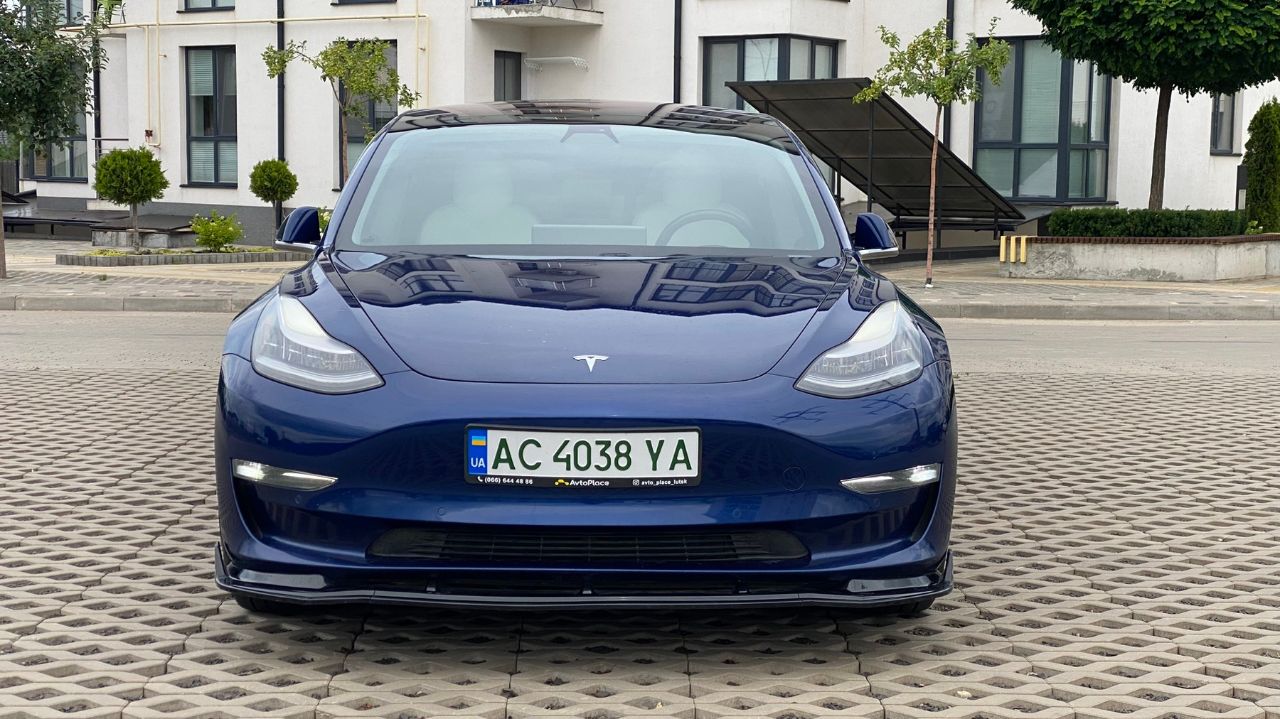 Tesla Model 3 - фото 19